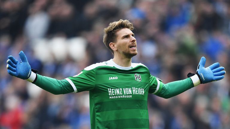 汉诺威连续三场失利,陷入低谷期 汉诺威连续三场失利,陷入低谷期