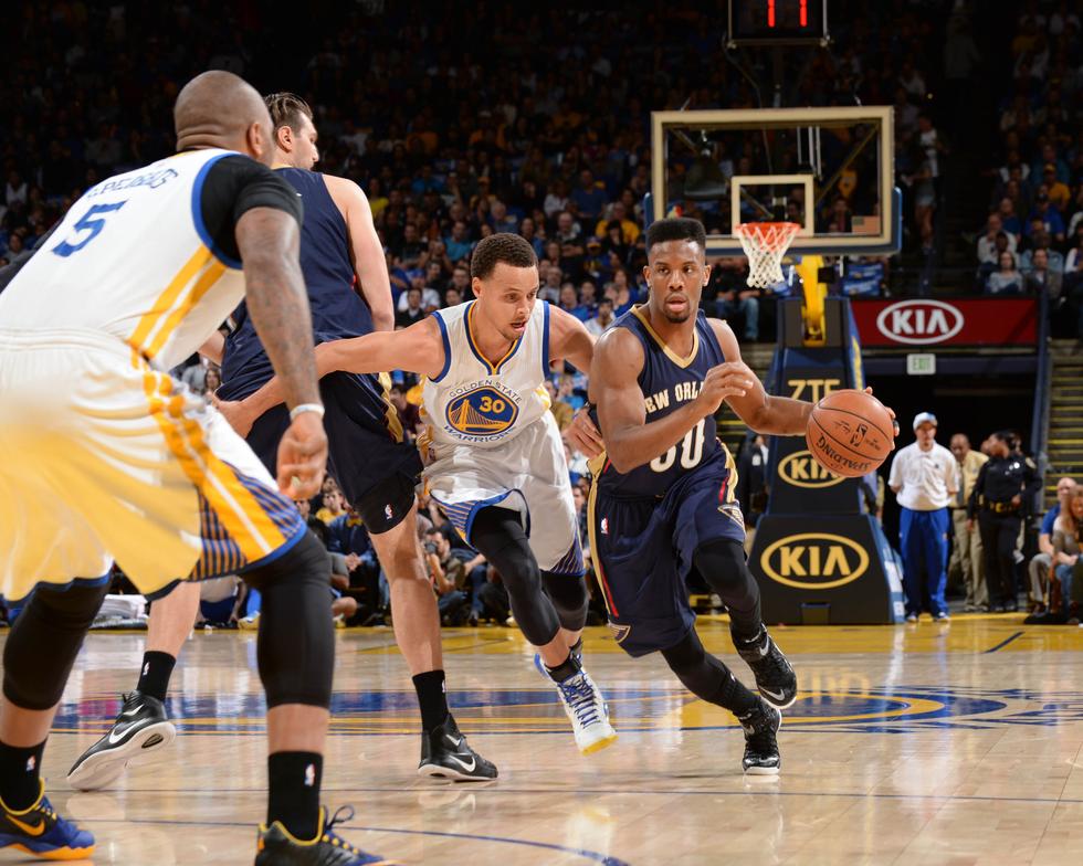 雄狮击败鹈鹕,喜迎三连胜的简单介绍 雄狮击败鹈鹕,喜迎三连胜的简单介绍