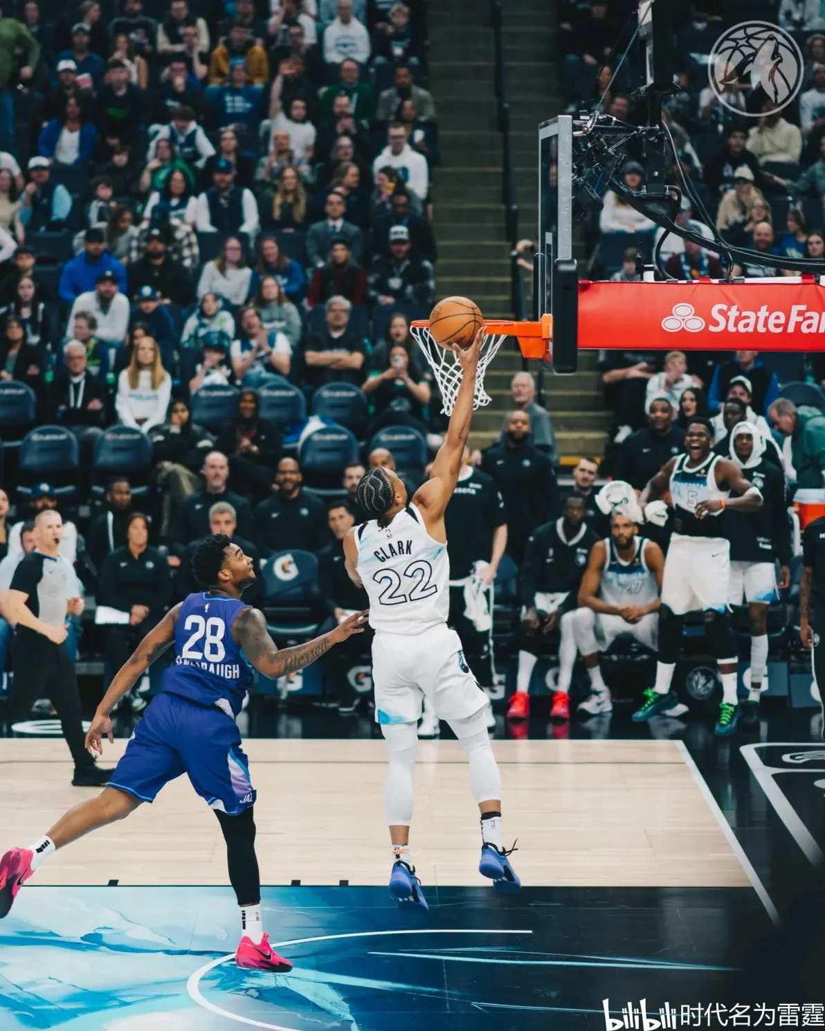 开拓者惊险战胜魔术,终结连败 开拓者惊险战胜魔术,终结连败